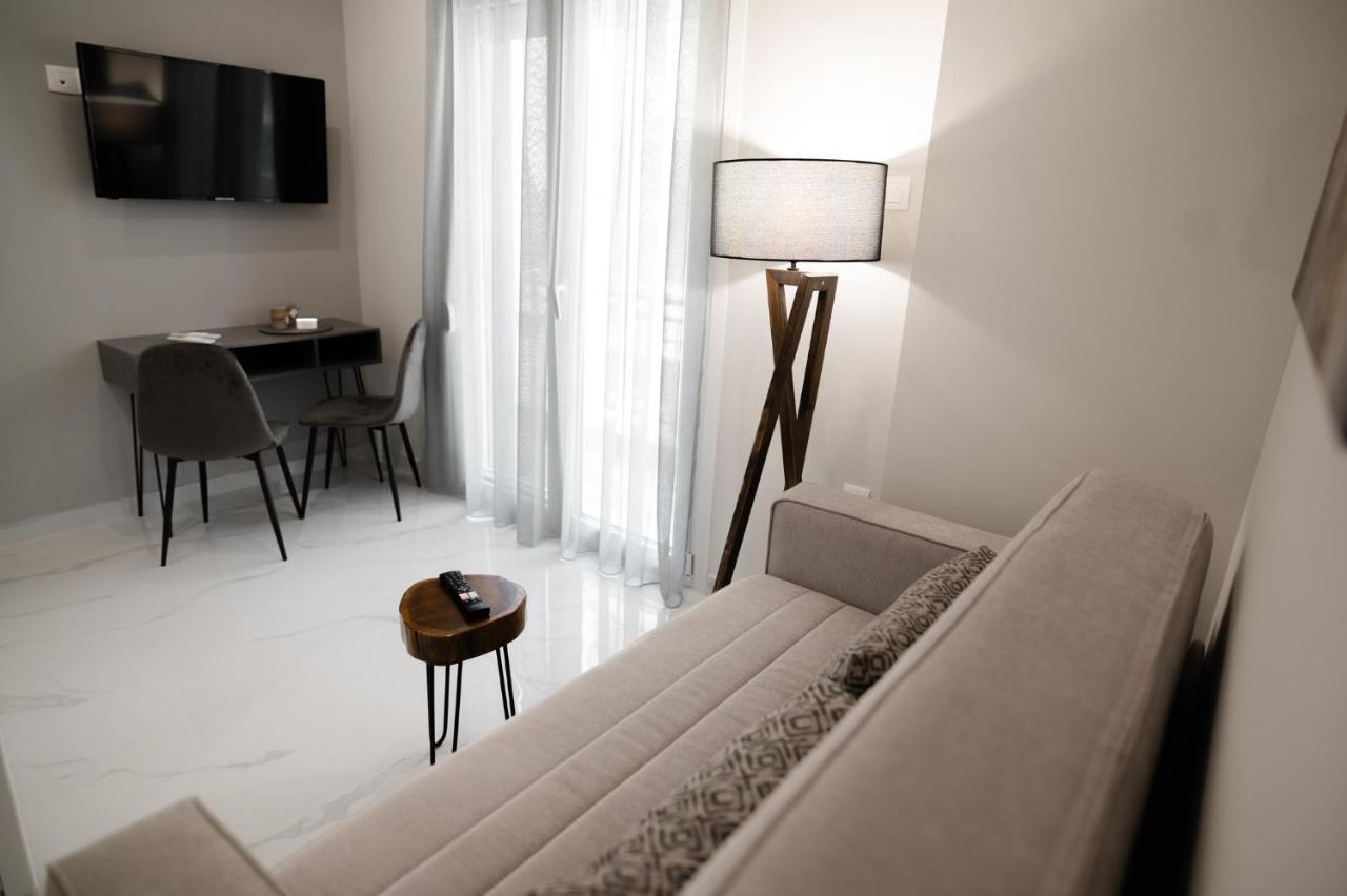 M10 Central Apartments Alexandroupolis Exterior photo